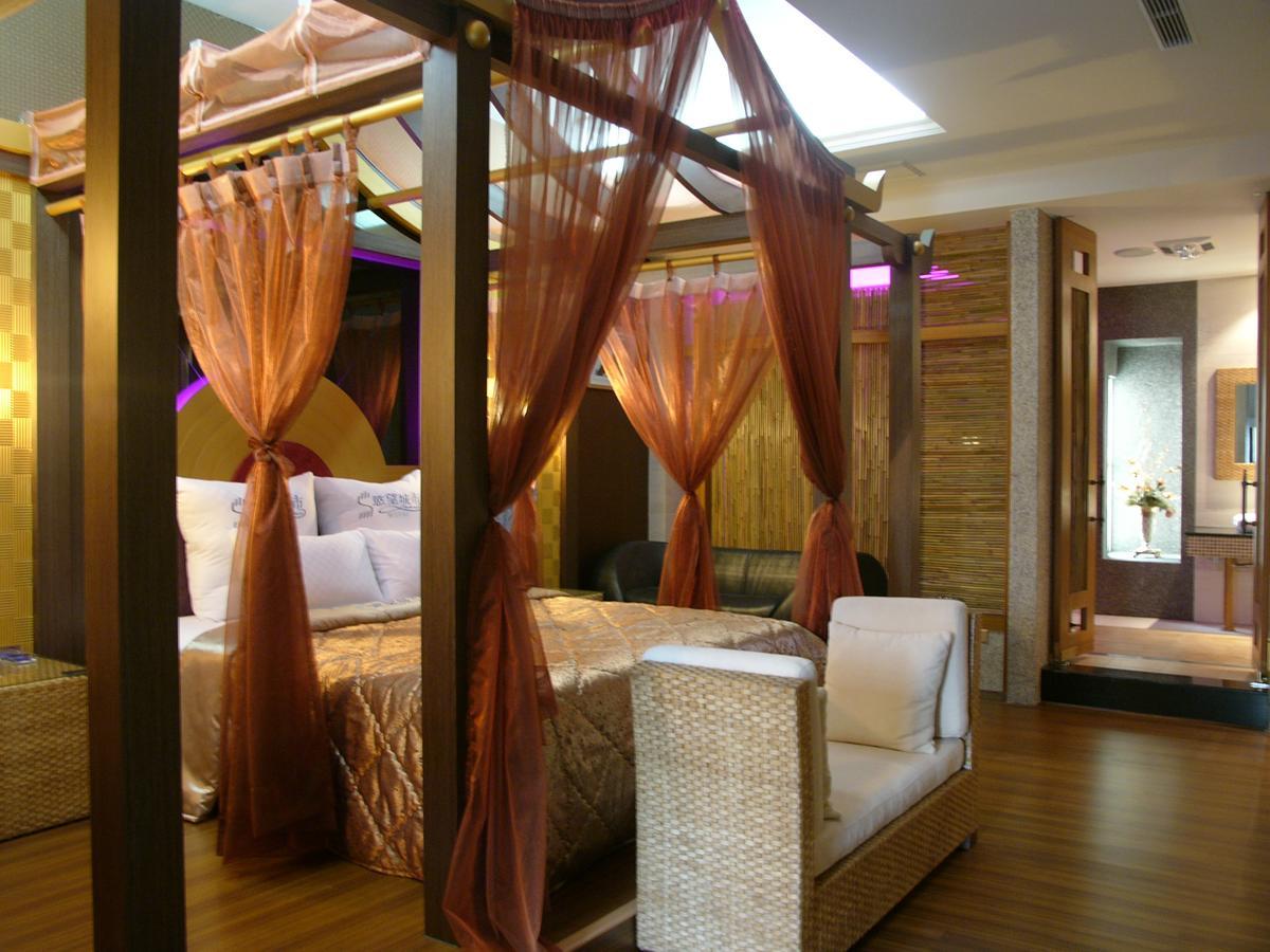 Sexy City Motel Đài Nam Ngoại thất bức ảnh